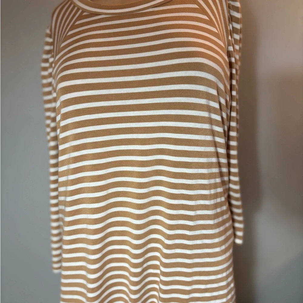 NY Collection Striped Tan and White 3/4 Sleeve Top Size Large - Picture 1 of 5